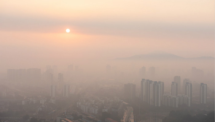 我国大部地区气温回暖，华北黄淮局地将遭遇重度霾