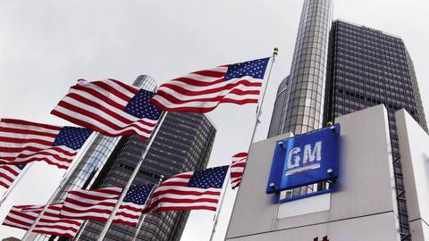 通用起诉菲克，指控后者行贿UAW使其损失数十亿美元