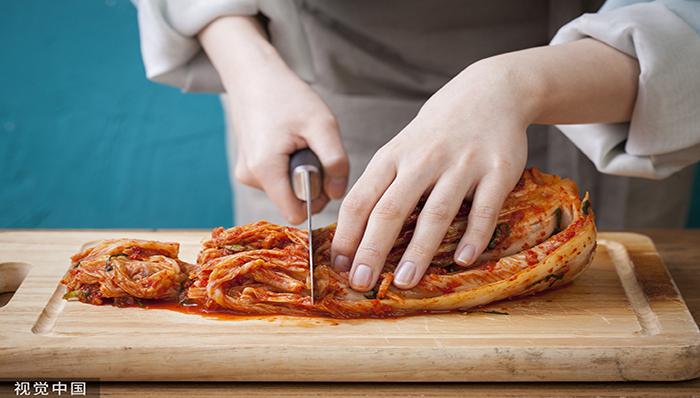 “白菜价”买不到白菜，韩国人放弃了自己腌白菜