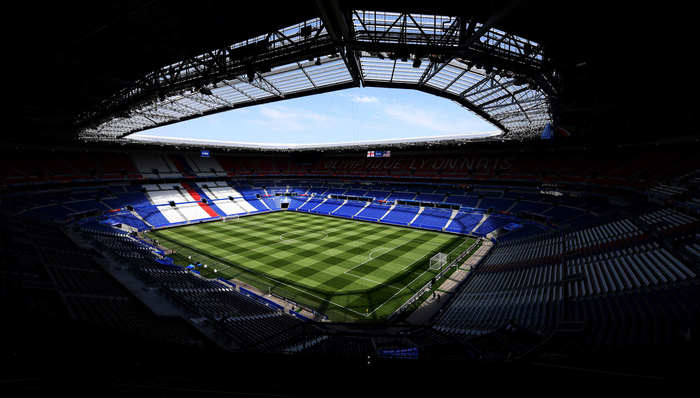 国内体育产业“成长的烦恼”：本土赛事怎样提高人气？