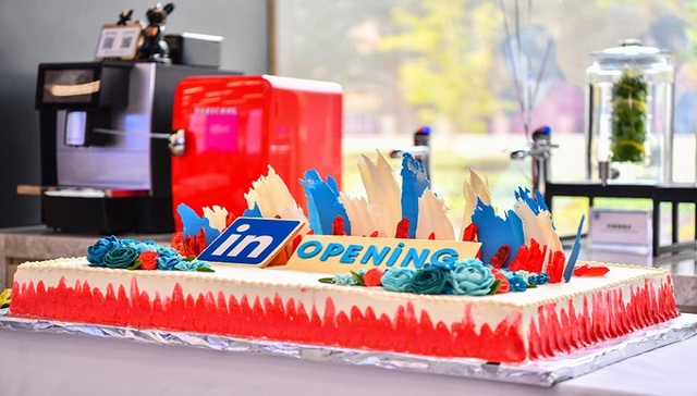 【特写】把咖啡馆搬进办公室，领英在想什么？