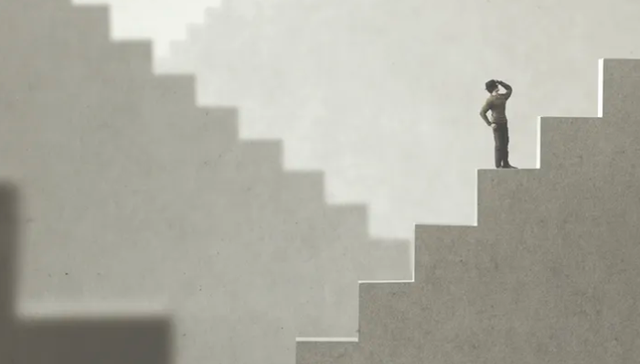 “凡杀不死我的，会使我更强大”为什么是伪命题？