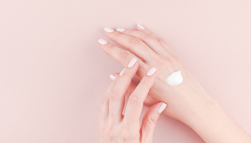 深圳市市场监督管理局对明通商城开展突击检查