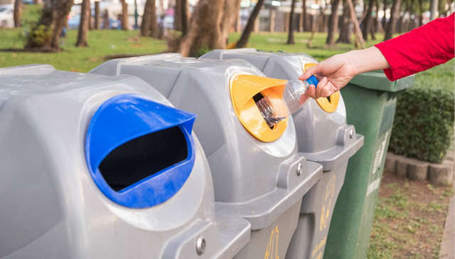 北京垃圾分类新规出台，个人不分类投放“屡教不改”最高罚款200元