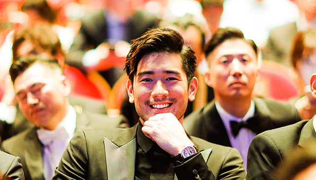 再见高以翔，晚安具荷拉 | 一周环球掠影