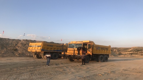 【特写】中国无人驾驶矿车来了