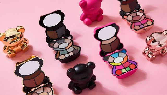 是日美好事物|可爱泰迪熊眼影点亮好心情，路易威登办特展记录社会变迁