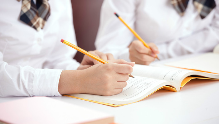 教育,高考,培训机构