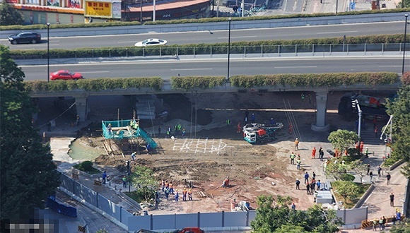 广州地铁塌陷区工程由中铁五局承建，专家称项目都有预警系统