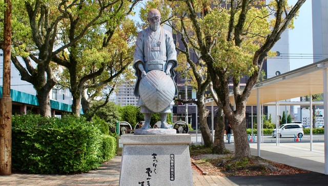 日本俳人种田山头火：云涌起，白云涌起，我步向白云 | 一诗一会