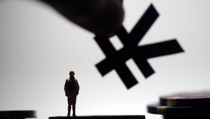 文投控股,耀莱,减持,股价下跌,融资困难