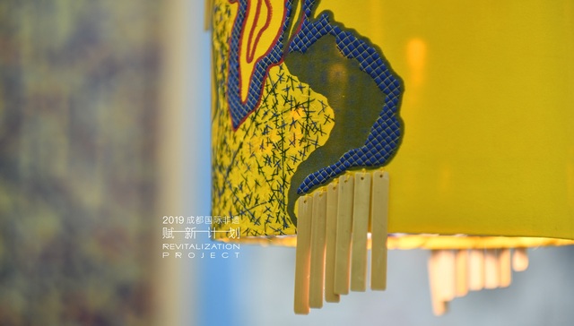 英国时尚设计师奥黛·斯蒂：为什么需要一个外国人来提高中国人对蜀绣的认识呢？