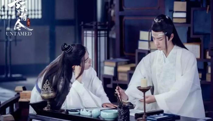 “金乌鸦”掉毛，“金扫帚”难扫，真娱乐批评是怎么消失的？