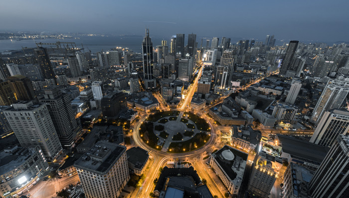 中海大鳄与岁宝