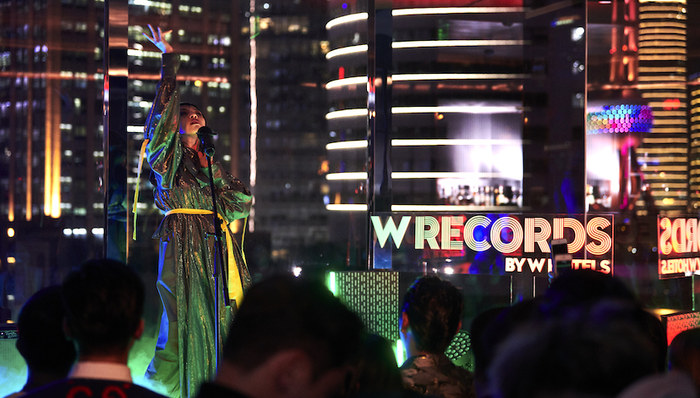 继公布W Records全新签约艺人后，上海外滩W酒店迎来一场视听盛宴
