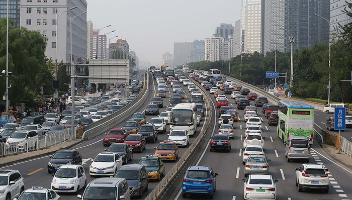 多家车企披露11月产销数据，头部车企率先实现回暖