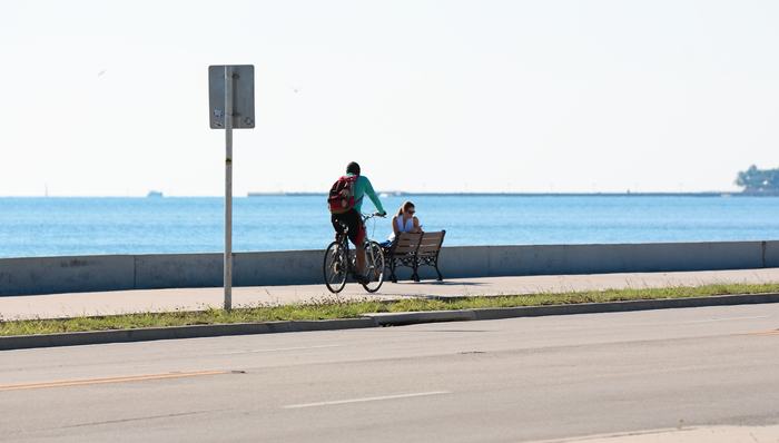 单身旅游市场兴起：一个人旅行，多花60%的钱也愿意