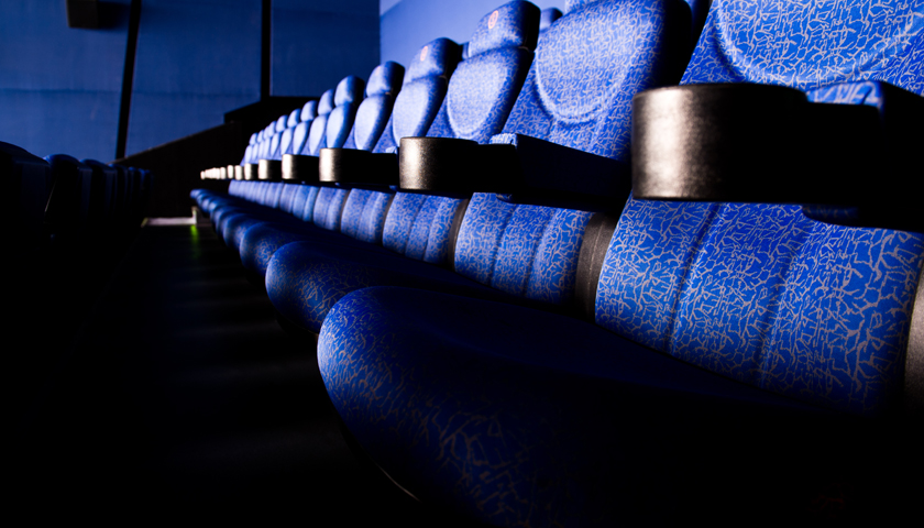 遂宁安居某电影院有人被杀？警方通报来了