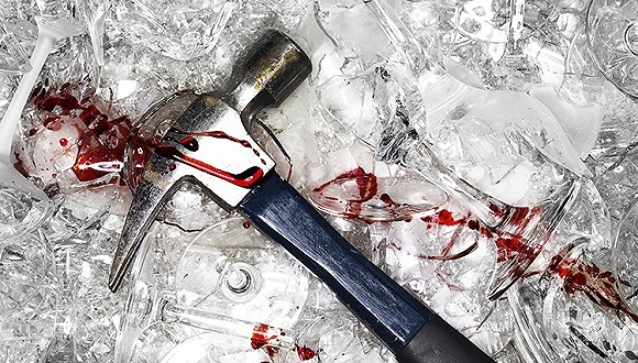 安徽男子拒做节育手术锤杀3名工作人员，逃亡17年后被执行死刑