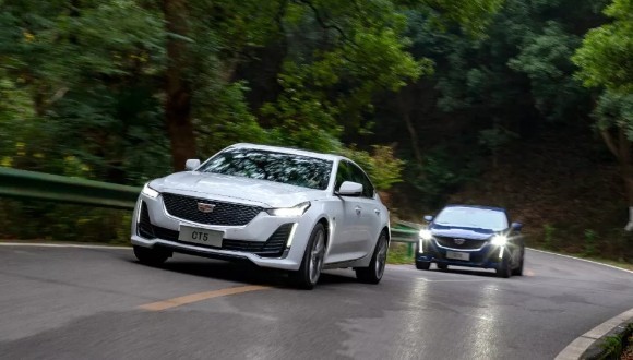 轱辘试驾|带后桥差速器+电磁悬架的后驱车只需34万？CT5真香！