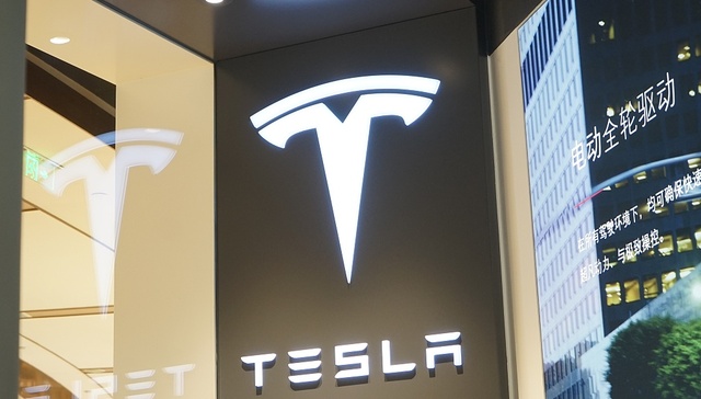 特斯拉十年变化：2009年与2019年