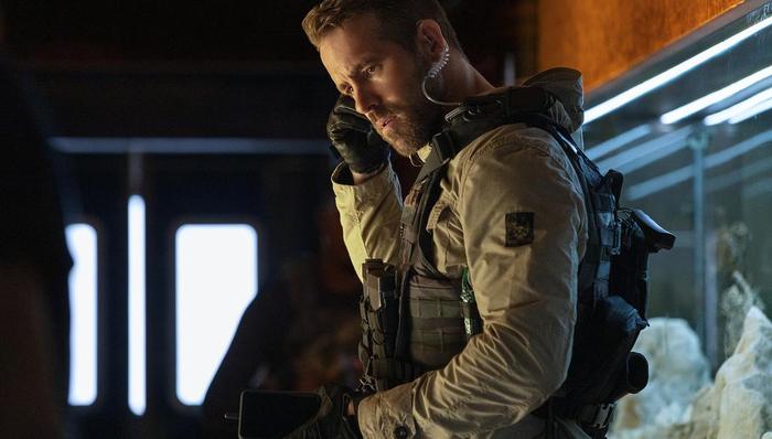 个人意见｜《鬼影特攻：以暴制暴》：燃烧了1.5亿美元的中二B级片