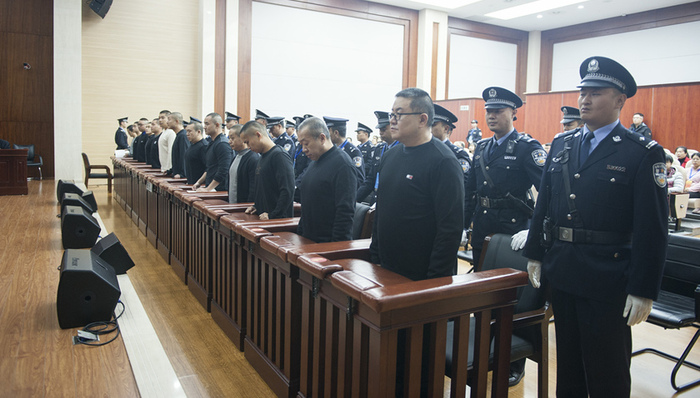 孙小果,二审,被告人,一审宣判,涉黑,一审判决,维持原判,上诉人,黑社会性质组织罪,中级人民法院