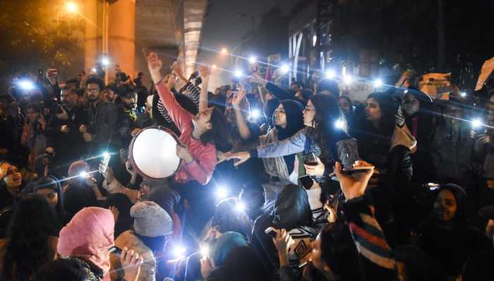 公民法,示威,大学,警方,穆斯林