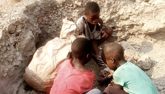 苹果,谷歌,特斯拉