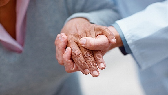 养老护理企业数量5年增10倍，专家：快钱时代过去养老行业迎发展期