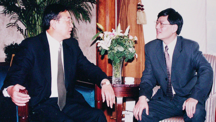 联想控股,柳传志,杨元庆