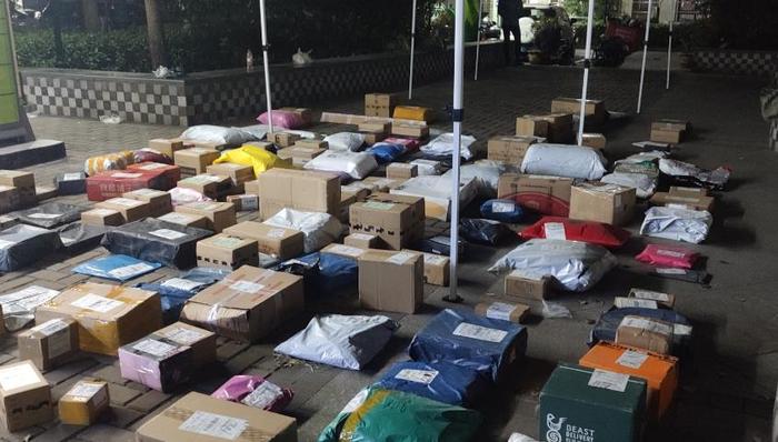 A股上市快递公司决战11月：业务量普遍上升，单票收入集体下滑