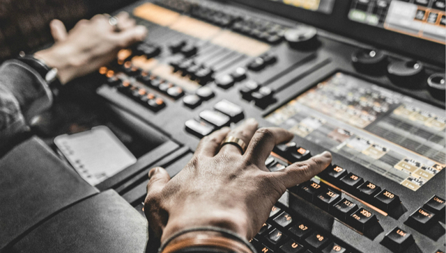 影视产业,政府监管,电视剧,收视率,数据造假