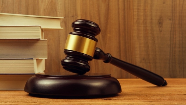 民法典草案将由全国人大常委会作出决定，提请十三届全国人大三次会议审议