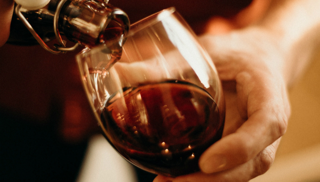 葡萄酒,张裕A,股价,业绩