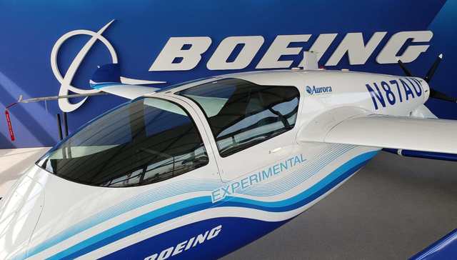 带着“单刀直入”的坦率，波音新CEO开始危机公关