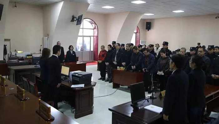 谈春平等9人涉黑案一审宣判：利用记者、网络大V身份操控舆论