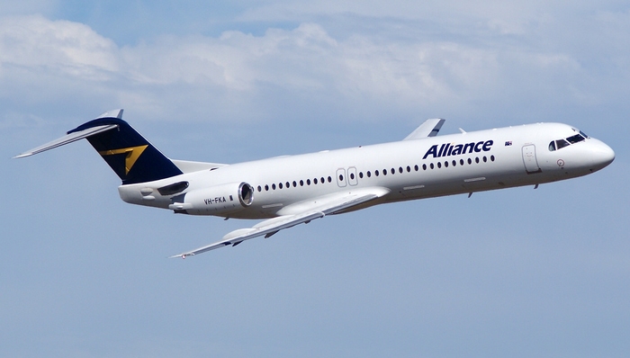 哈萨克斯坦坠机机龄近24年，福克100机型曾畅销全球