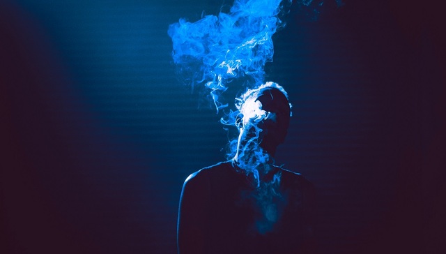 【深度】裁员、禁售、产量骤减，2019年电子烟从天堂掉入地狱