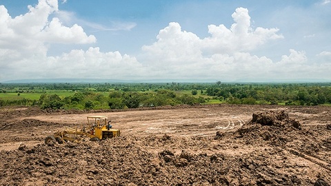 七成入市“地王”面临亏损，房企生存模式重塑