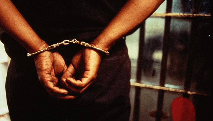 获死刑,王某,公交站台,嘉农镇,判决,冲撞,公交车站,以危险方法危害公共安全罪,驾车,公开宣判