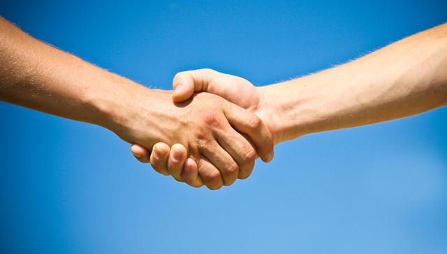 苏宁与易果成立新公司大力发展生鲜供应链，阿里巴巴为易果最大股东