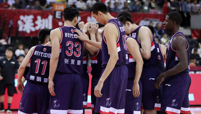 一个多月没赢过球，广州队13连败追平CBA赛季纪录
