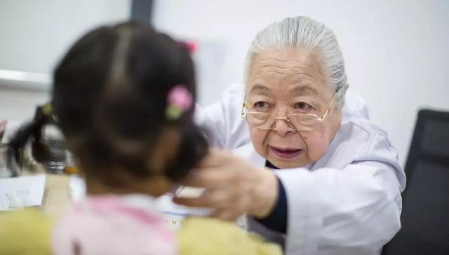 徐州市第一人民医院,医学影像科,妙手仁心,儿科门诊,柳叶刀,2019年,手术室,新华日报,守护神,家