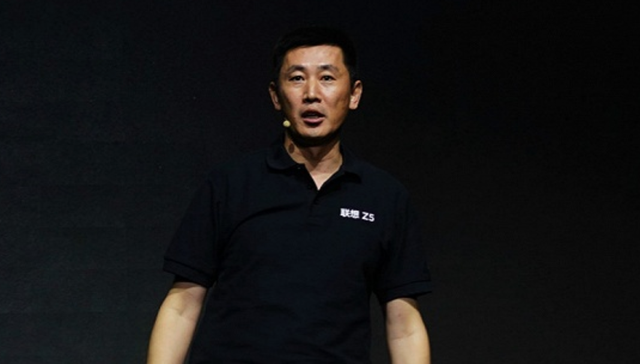 杨元庆回应常程加入小米：离职要符合市场规则，联想不会放弃手机业务