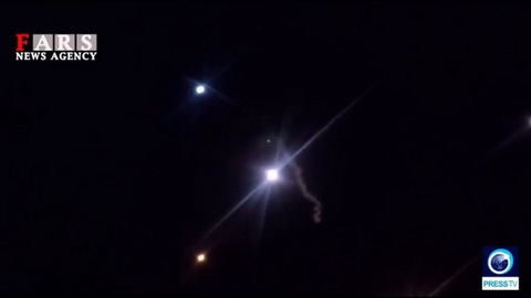 伊朗开始复仇！数十枚导弹袭击伊拉克美军基地