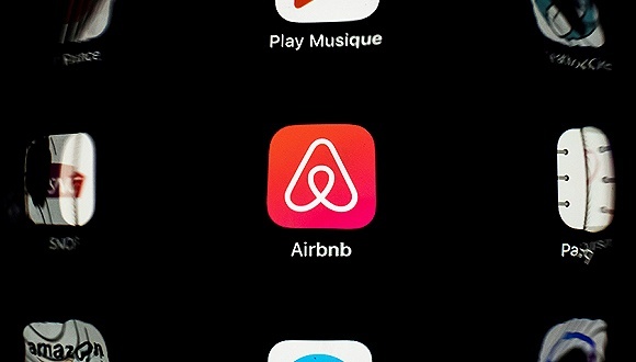 Airbnb,eMarketer,TechCrunch,增速,CNBC,Erlichman,选项,E