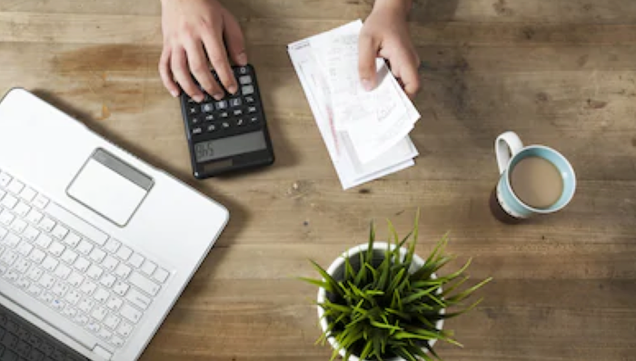 我的年度账单，看起来比我有钱多了