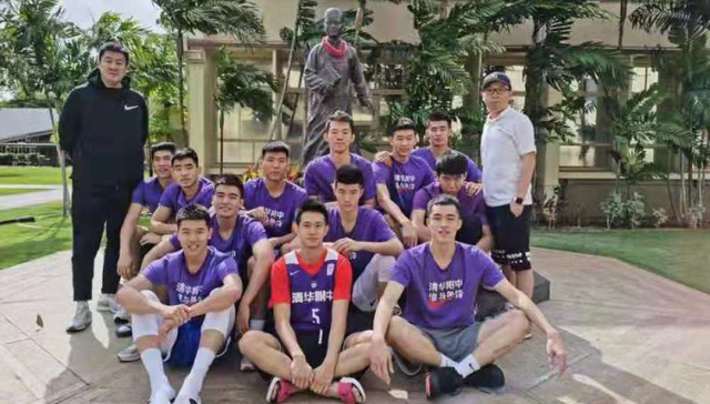 清华附中男篮寻找差距的12年：国内独孤求败，赴美胜利难求