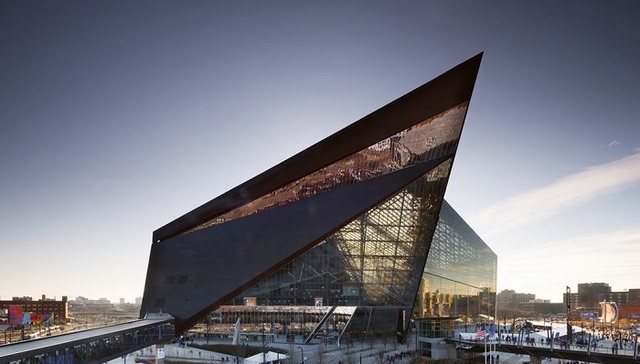 透明的坟墓：为何玻璃建筑正在毁灭世界？